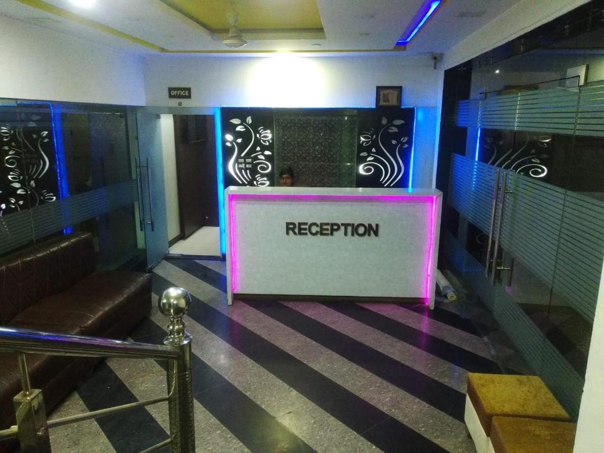 Negi'S Grand By Wb Hotels Κανπούρ Εξωτερικό φωτογραφία
